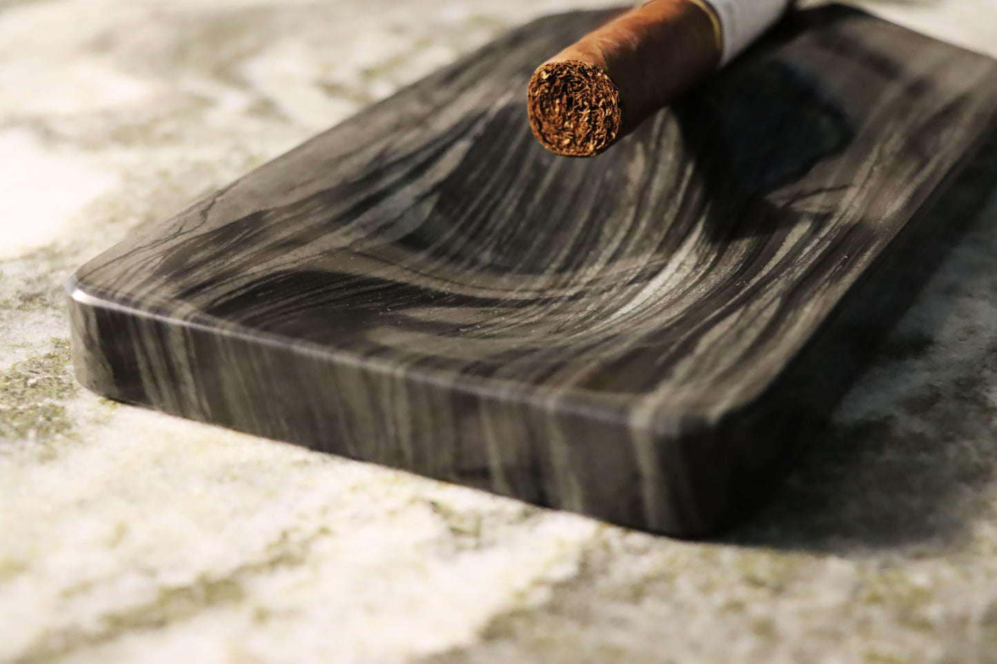 Sunset Boulevard Cigar Ashtray - Black Wood Vein Marble