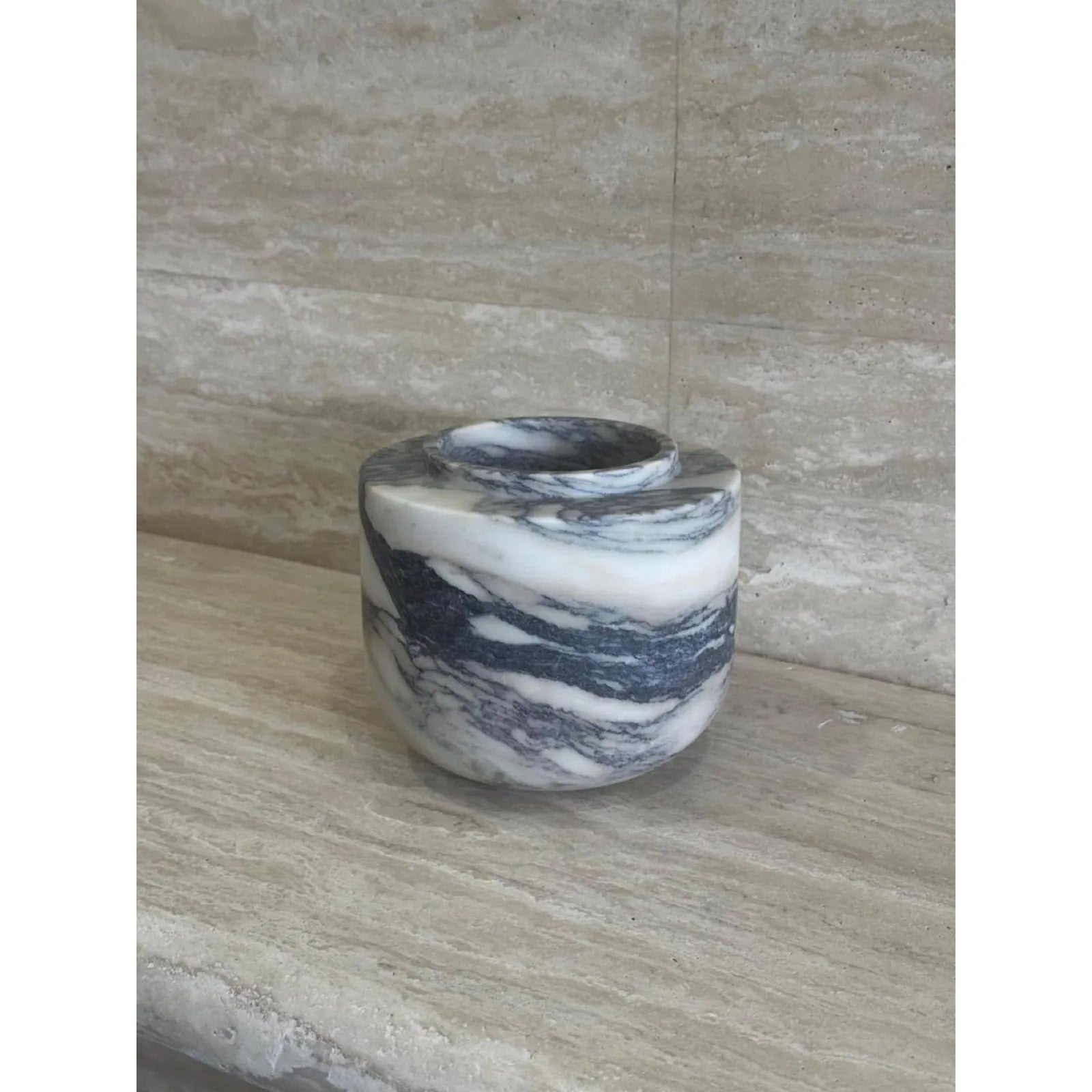 Viola Calacatta marble vase with purple veining left side